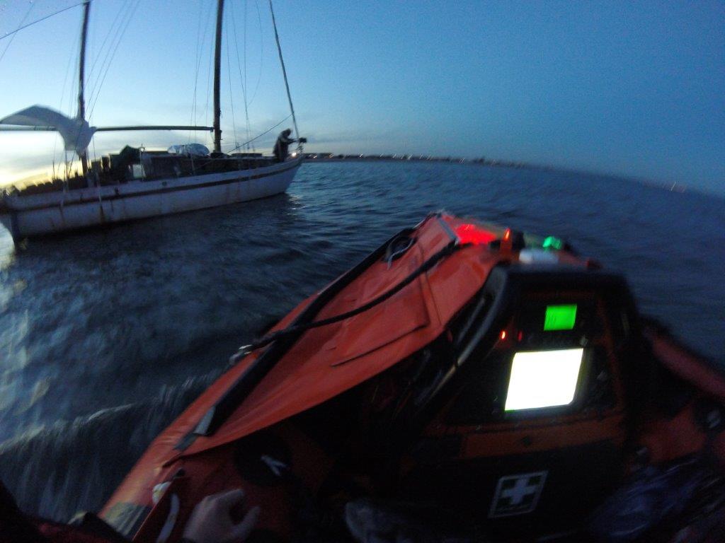 Yacht grounding